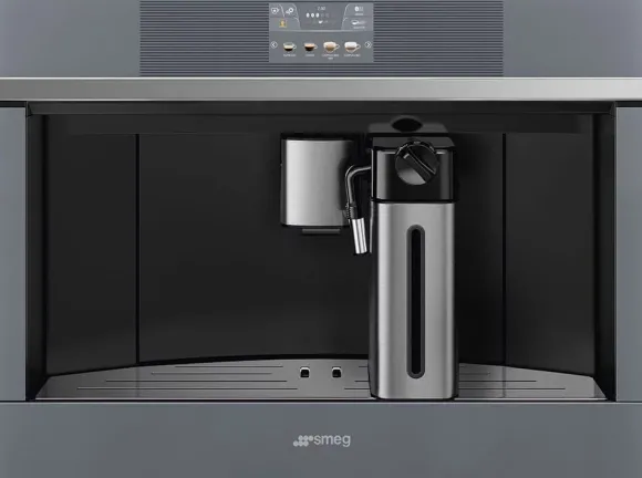 Ekspres do kawy Smeg CMS4104S